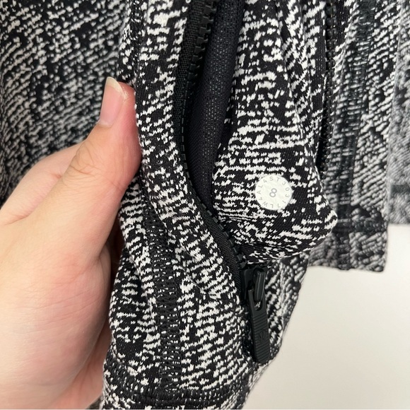 Lululemon Define Jacket - Size 8, Salt & Pepper Luon - Picture 5 of 6